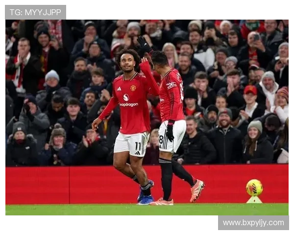 曼联冬窗前将与梅努齐尔克泽进行重要谈判探讨转会事宜